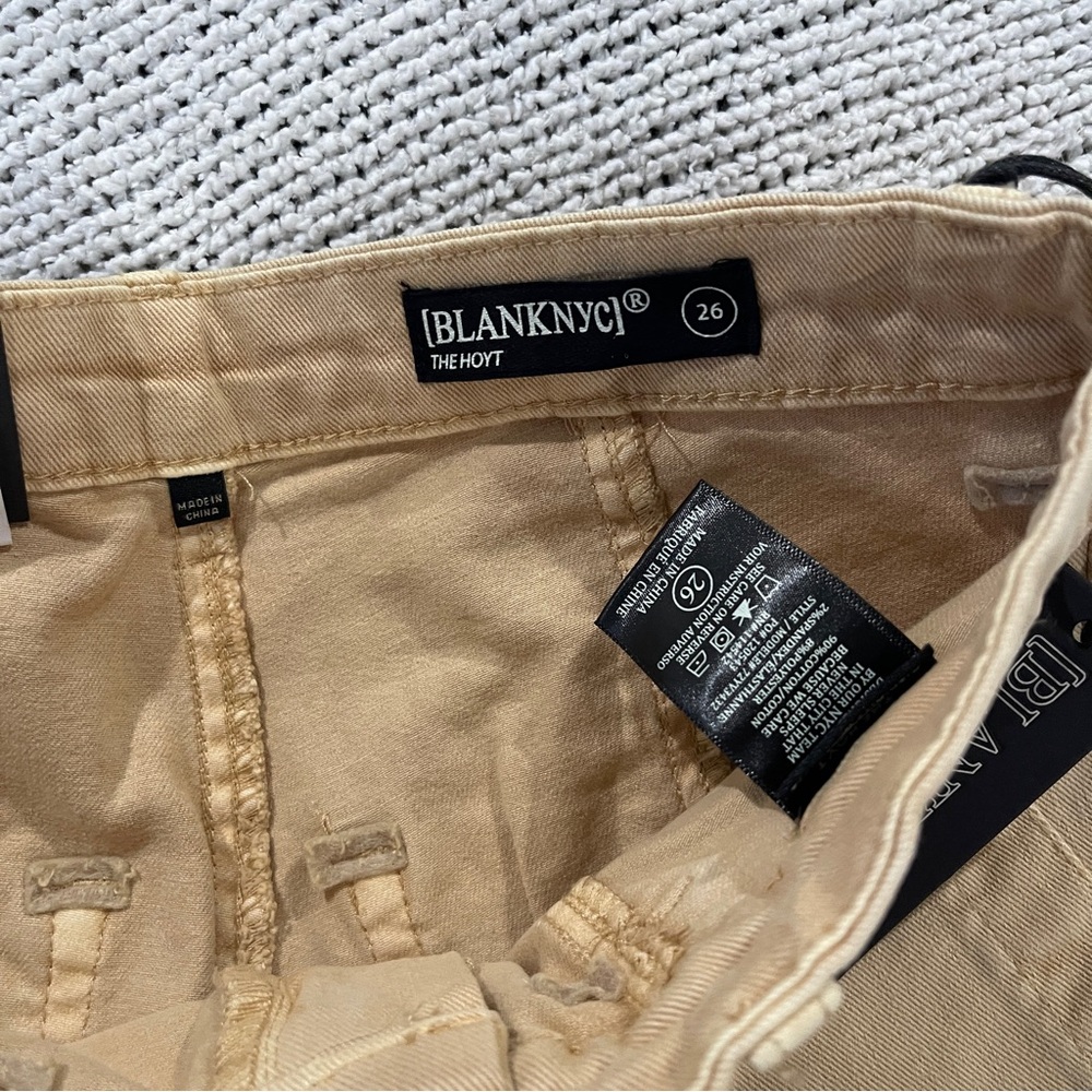 BLANK NYC Tan khaki cargo Jean pants 26 NWT - Picture 5 of 5